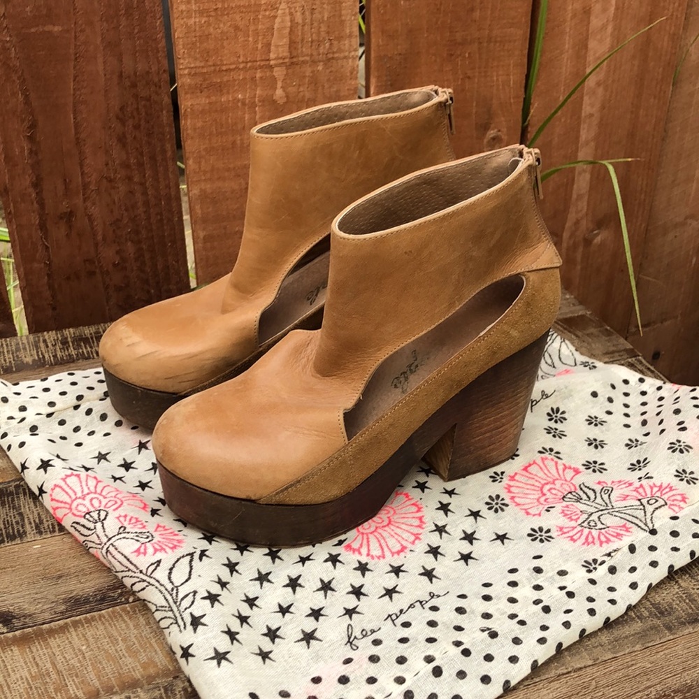 Free people platform clogs women’s size 37